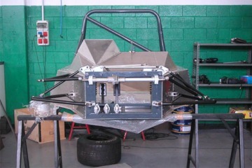 2005 - vettura sport in costruzione