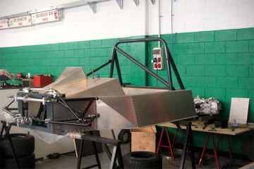 2005 - vettura sport in costruzione