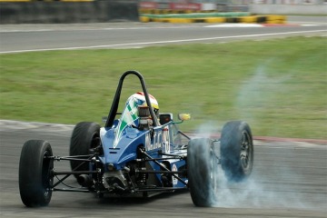 2006-03-Simone-Gatto-Varano